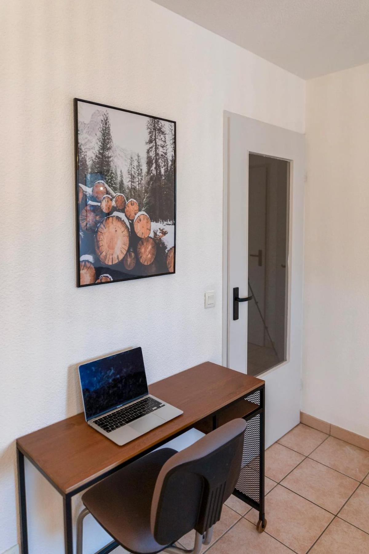 שאמברי Superbe Appartement - Parking Gratuit - 4 Personnes מראה חיצוני תמונה