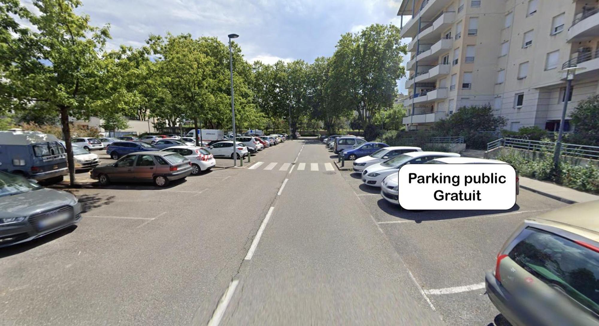 שאמברי Superbe Appartement - Parking Gratuit - 4 Personnes מראה חיצוני תמונה